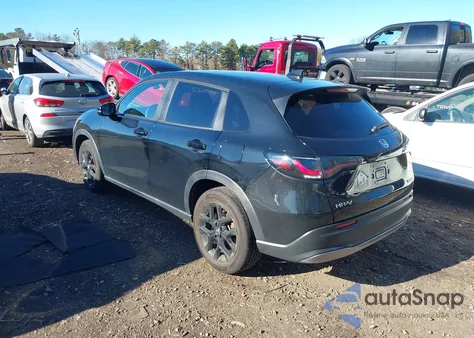 2025 Honda Hr-V Awd Sport z USA, uszkodzony, nr VIN 3CZRZ2H57SM702934